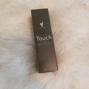 Mineral Touch Liquid Foundation - Velour